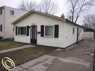 1st image of 26711 Park Ct
