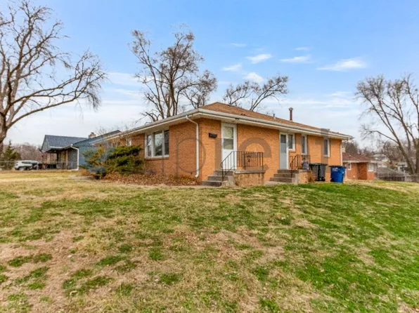 3366 Craig Ave, Omaha, NE 68112