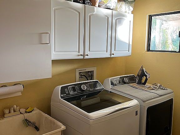 3rd image of 5945 N Calle Tiburon