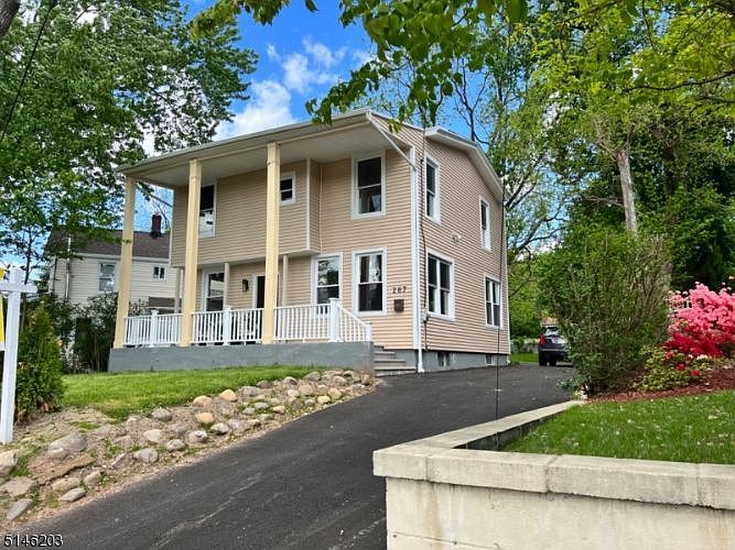 2nd image of 287 Ackerman Ave