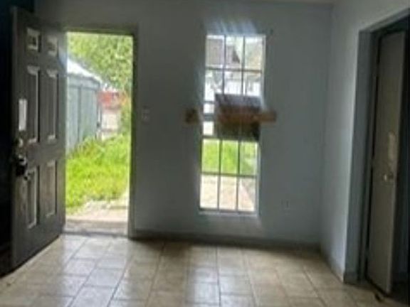 2nd image of 12344 Cate Ave