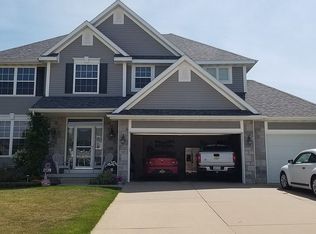 5909 NW 94th St, Johnston, IA 50131