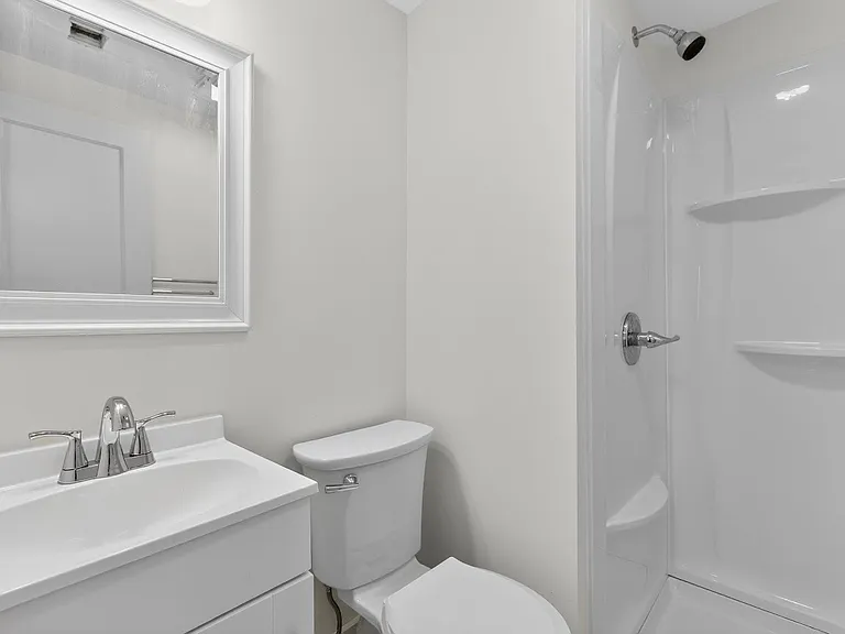 412 Tonti St — Photo 11