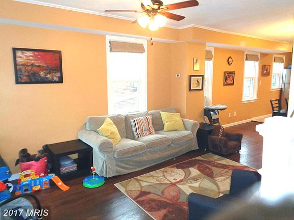 2nd image of 121 Bloomsbury Ave