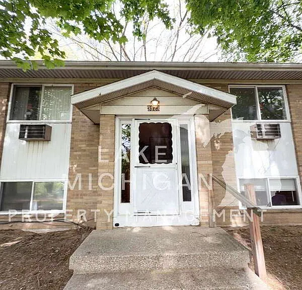 3123 Copley St SW #C — Photo 1