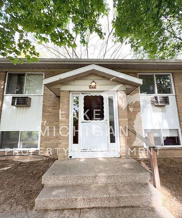 1st image of 3123 Copley St SW Unit C
