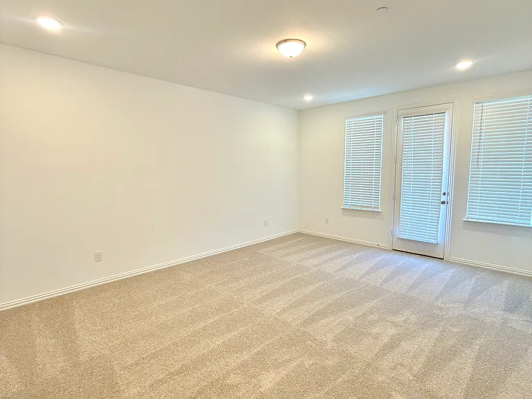 1175 Doris May Dr — Photo 27