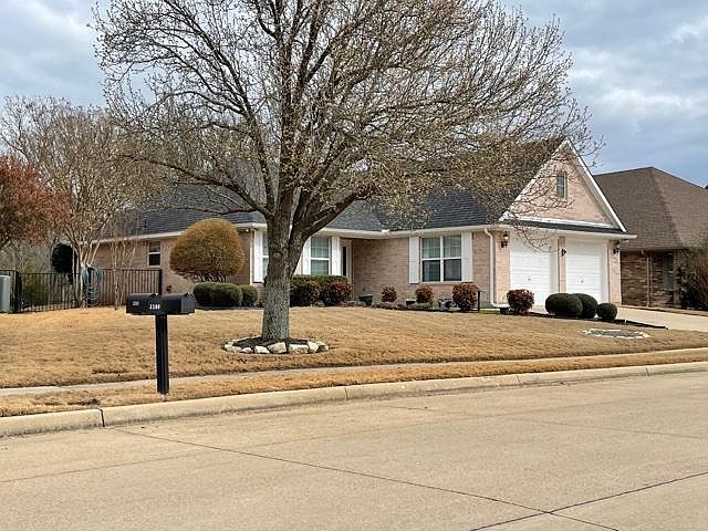 1st image of 3113 Shoreline Dr