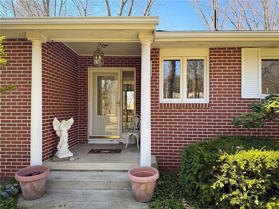 720 Dogwood Ln, Hermitage, PA 16148 | Zillow
