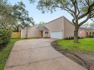 1070 Apache Falls Dr, Katy, TX 77450