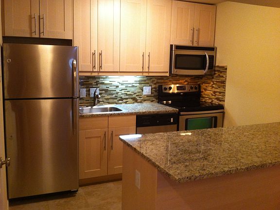 5th image of 7685 Northcross Dr Unit 809