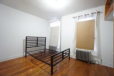 Rented by Rennit Inc.