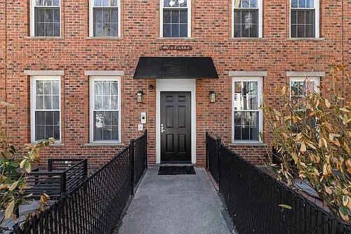 47 Washburn St #201 Photo 1
