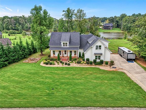 2nd image of 115 Crawford Lake Dr
