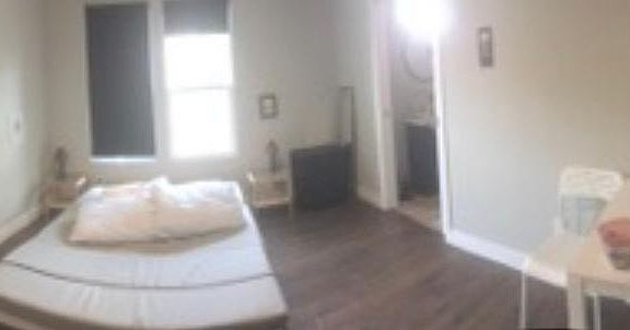 4th image of 1224 W 35th St