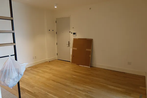 Rented by Rennit Inc. | media 9