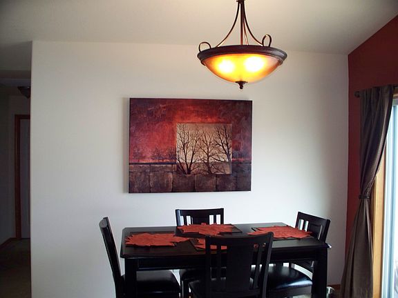 4th image of 6117 Woodbine Dr