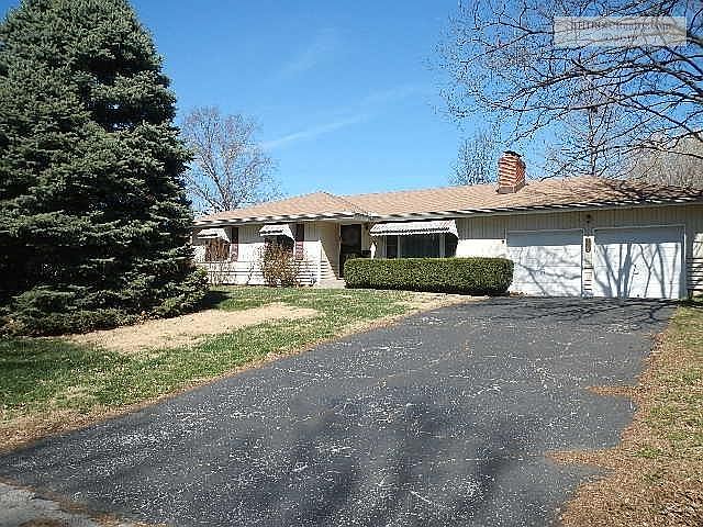 1st image of 11804 E 48th St