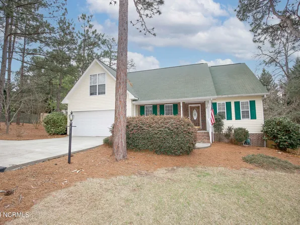 6 Pierce Place, Pinehurst, NC 28374