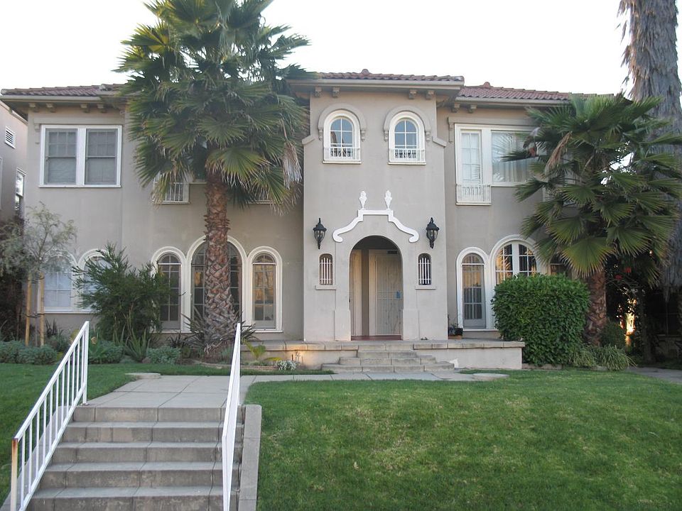 Exterior 1