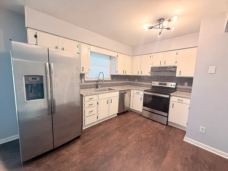 8518 Castle Pine Ct — Photo 26