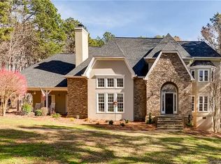 7128 Cobblecreek Dr, Matthews, NC 28104