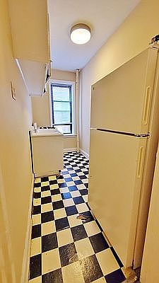 4th image of 30-53 29th St #1DD