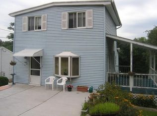 81 Lamont St, Waterbury, CT 06704