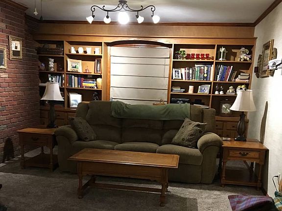 3rd image of 345 Long St