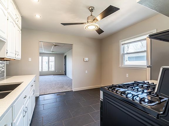 5th image of 7530 Knightswood Dr