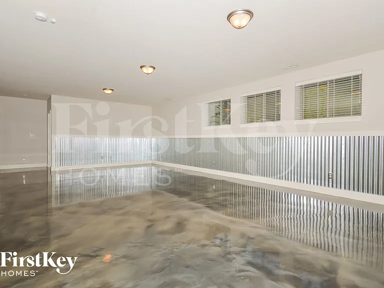 4405 Nottinghill Dr — Photo 5