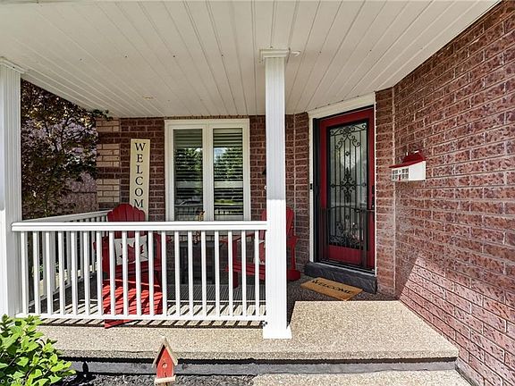 4th image of 74 Harley Ave