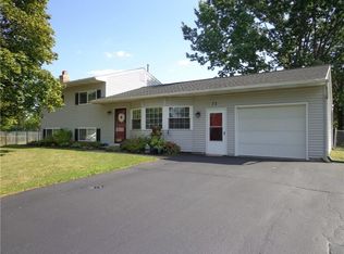 72 Stoddard Dr, Henrietta, NY 14467