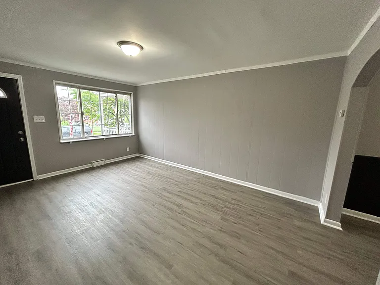 609 Aldworth Rd — Photo 18