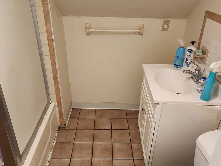 15 Fernboro St #3 — Photo 19
