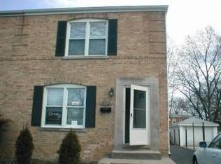 1865 Orchard St, Des Plaines, IL 60018