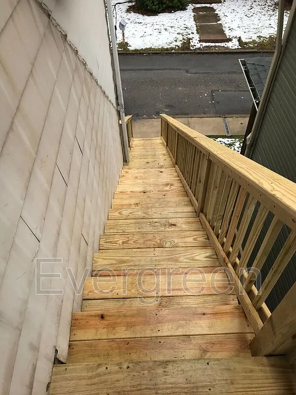 1 bed, 1.0 bath, 347 sqft, $595 — Photo 3