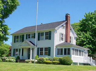 29 Fairlawn Ave, Danbury, CT 06810