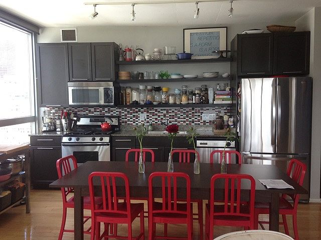 1st image of 701 S Clark St