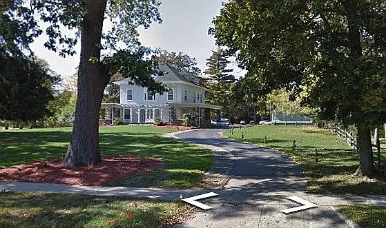 1920 4th St photo 1