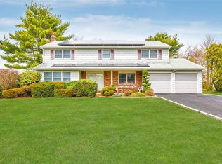 77 Shelby Rd, East Northport, NY 11731