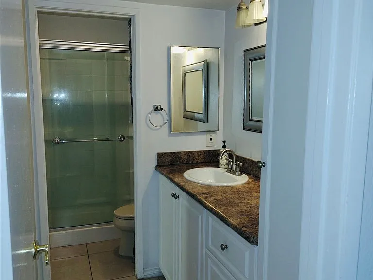25712 Le Parc #19 — Photo 9