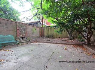 896 Union St APT 1B, Brooklyn, NY 11215