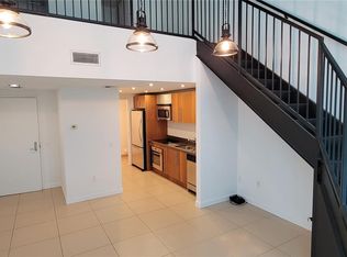 300 S Biscayne Blvd #L-1004, Miami, FL 33131