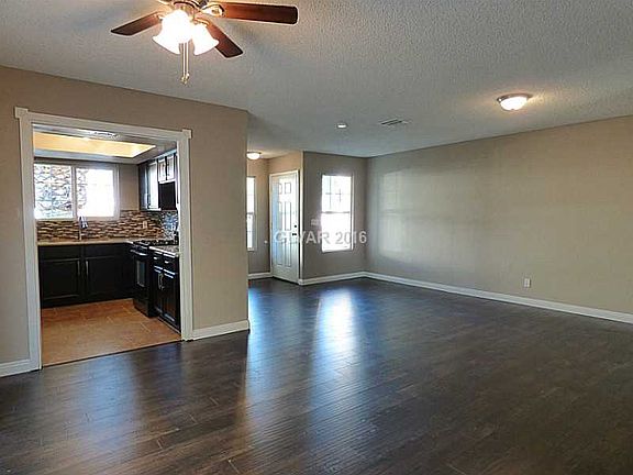 5th image of 3892 Catamaran Cir