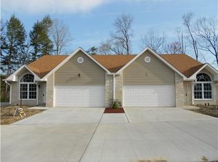 612 Crestview Ln, New Kensington, PA 15068