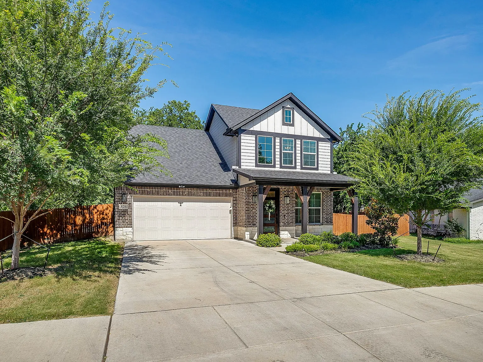 4 bed, 2.5 bath, 1838 sqft, $2,800 — Photo 4