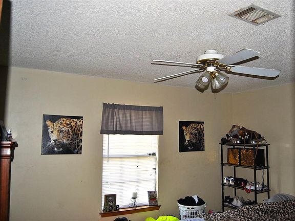 5th image of 217 Jacquelyn Way