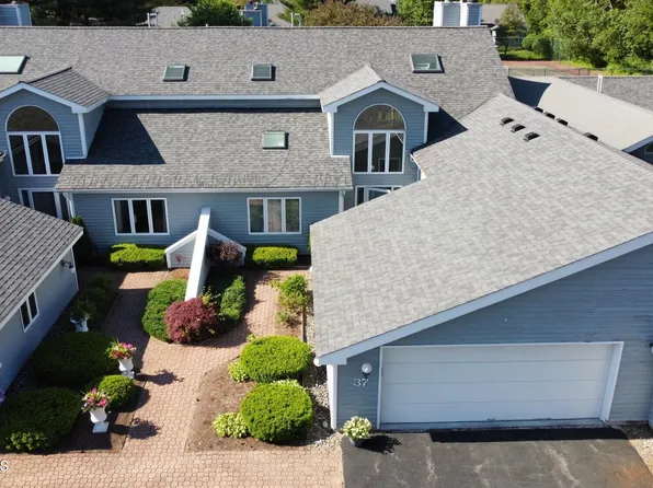 37 Marcy Lane, Queensbury, NY 12804
