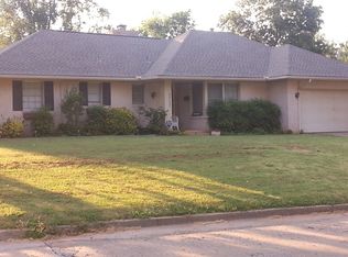 1717 S Rankin St, Edmond, OK 73013